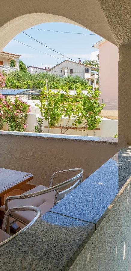 Apartments Benkovic Baška Exterior foto